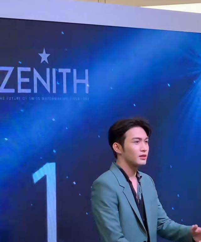 29岁张彬彬真实状态如何?线下被拍生图,状态令人感慨_身材_网友_镜头