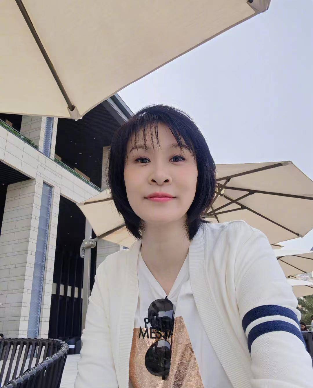 赵蕊蕊近照曝光,腿部多次受伤,曾和姚明传绯闻,如今41岁仍未嫁_伤病