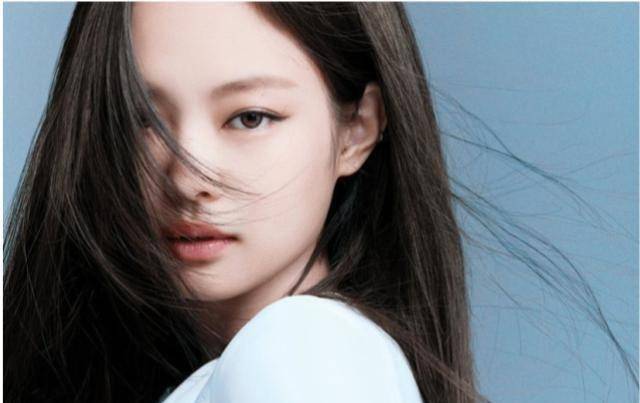jennie金智秀绝美,lisa朴彩英惊艳,官配好磕_活动_solo_收入
