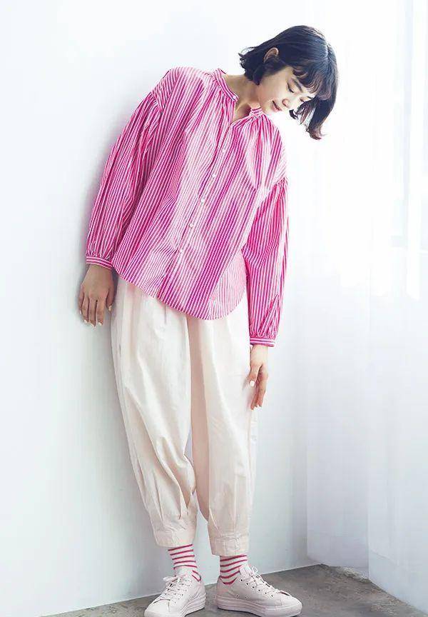 自然系穿搭的关键,不就是罗曼蒂克plus嘛!