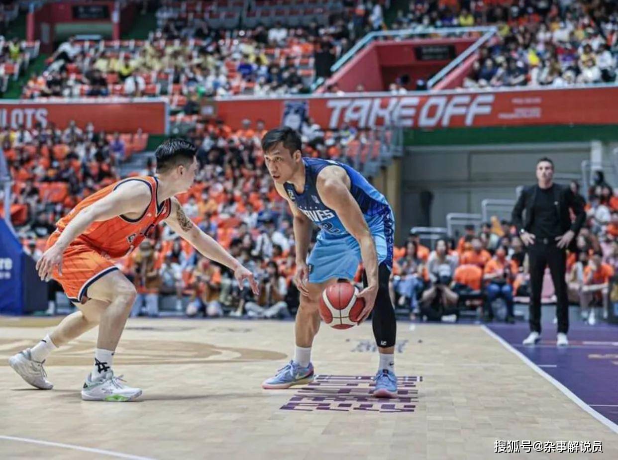 富邦勇士连续3年挺进总冠军战,老将林志杰成功臣_许晋哲_篮球员_台湾