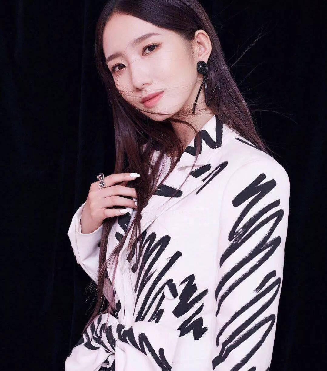 八卦问答,李沁,孟美岐,程潇,乐华_团队_李冰冰_老公