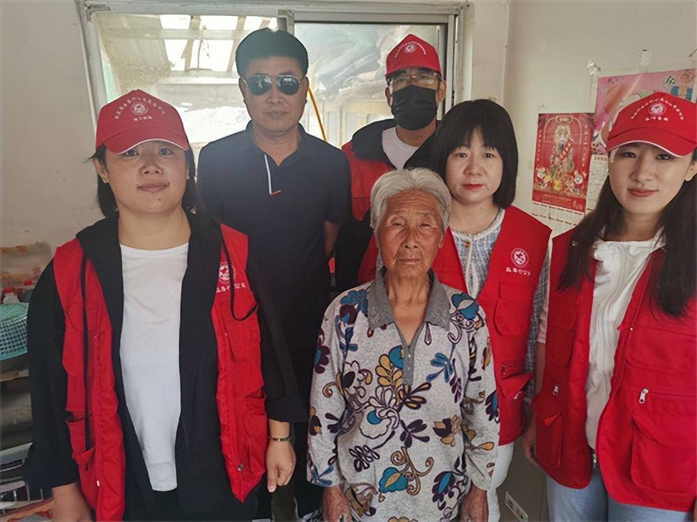 秦皇岛市青龙县益善行公益服务中心:暖阳关爱困境妈妈_领导_村里