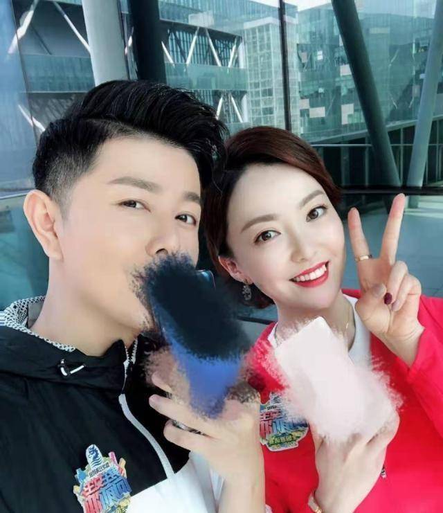 不但颜值高同时在反应中也是很机灵的,平时和王乐乐两人的默契搭档