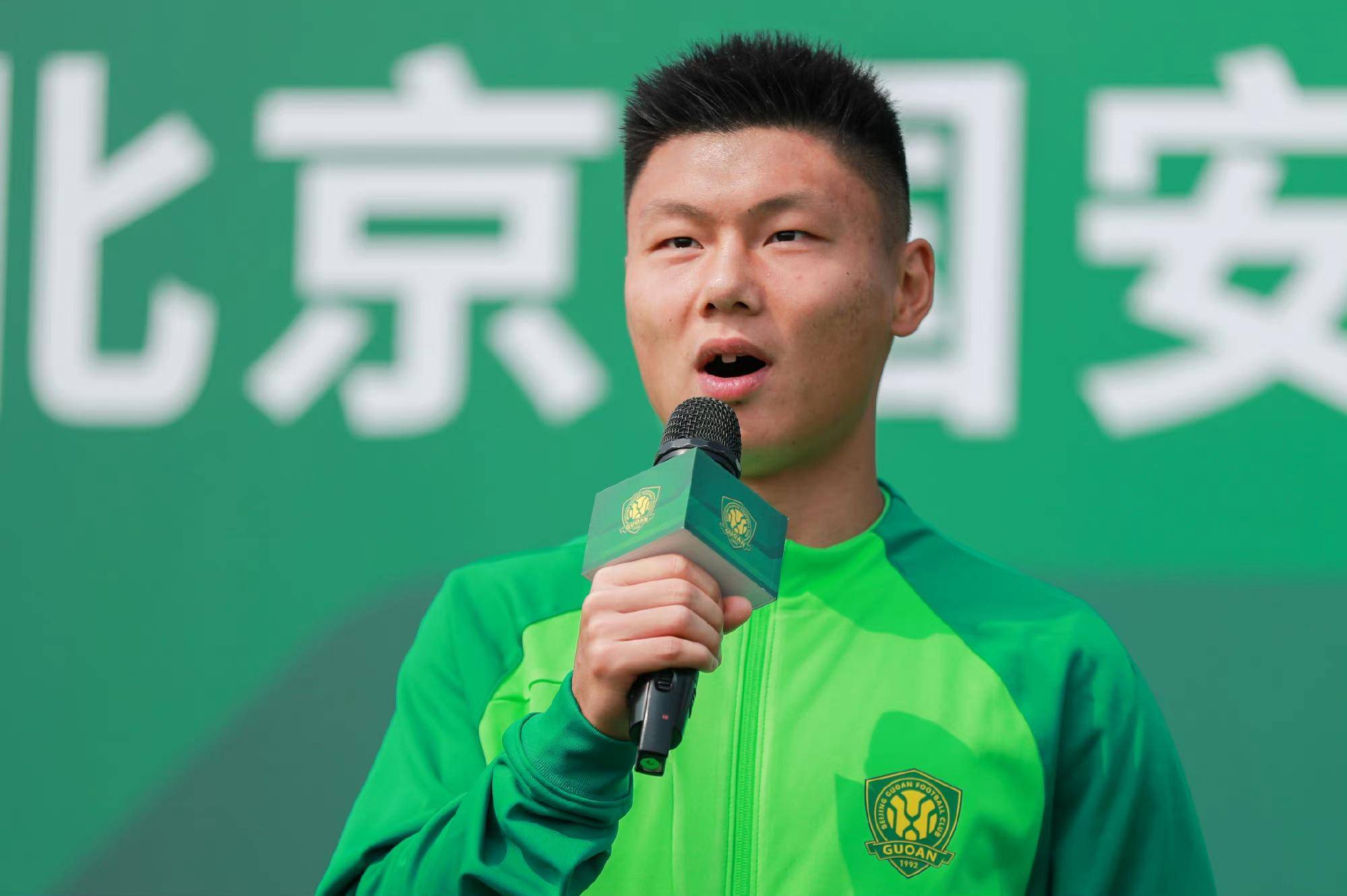 国安外援遭徐亮嘲讽,签二不如被弃3将,争4掉队_方昊_阿代米_防守