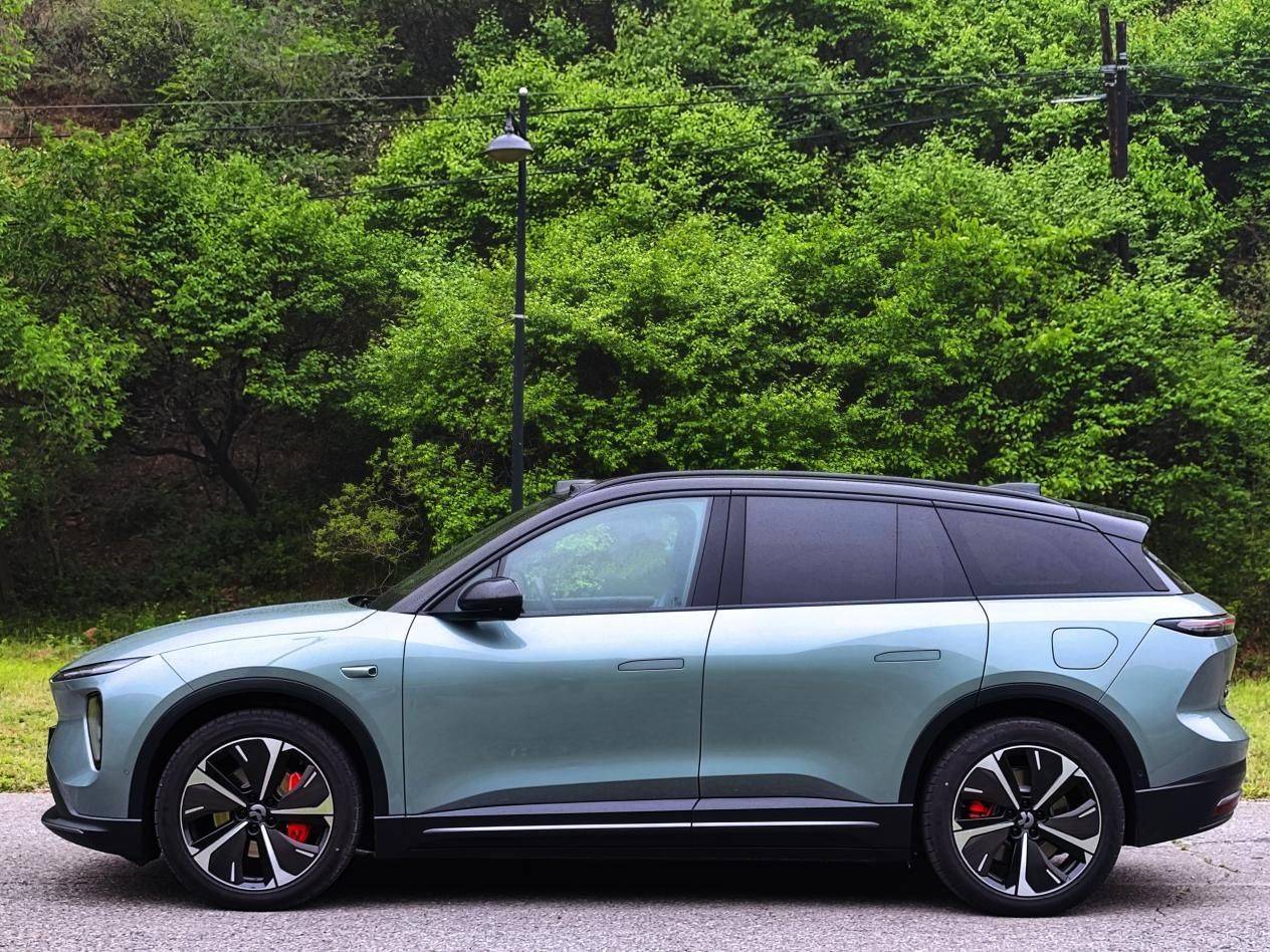 试驾蔚来全新es6,体验润物细无声的"克制"豪华感_搜狐汽车_搜狐网