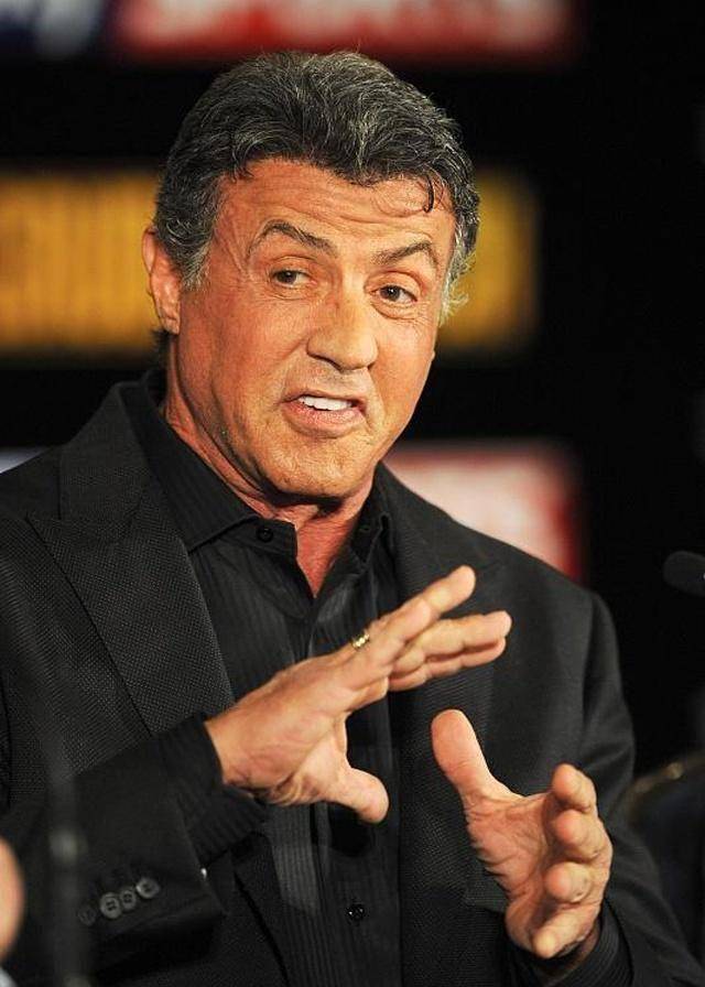 别被名人的成功故事忽悠了——史泰龙的"被造假"经历_机会_职业_美容