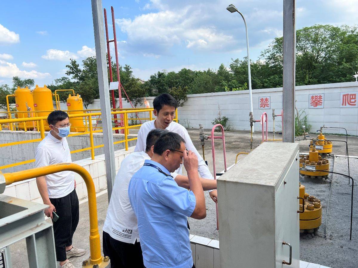 遂宁船山:胡瑞杰检查特种设备重大安全隐患专项排查_企业_整治_情况