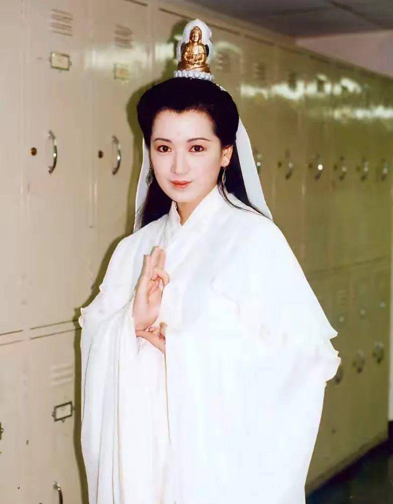 "最美程灵素"的人生太坎坷了…_龚慈恩_香港电台_林炜