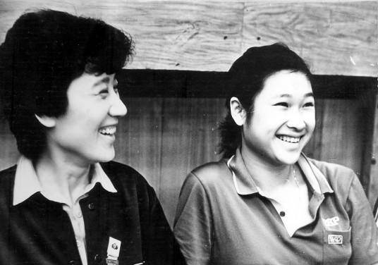 乒乓球冠军乔红:前半生事业顺遂,50岁低调结婚,丈夫身份成谜_董伟委