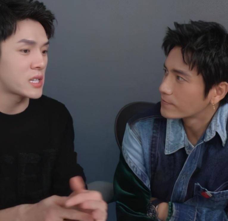 陈坤的儿子叫陈尊佑.陈尊佑的生母是娱乐圈未解之谜之一.