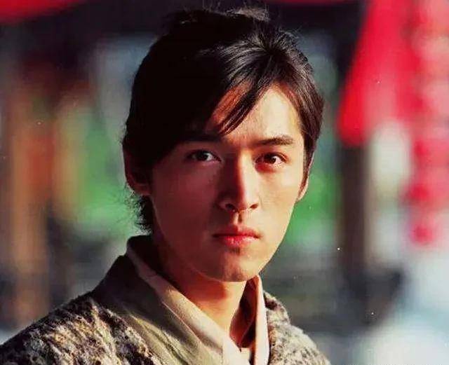胡歌:少年横空出世劫后重生,揭秘出道即巅峰浴火涅盘的别样人生_上海