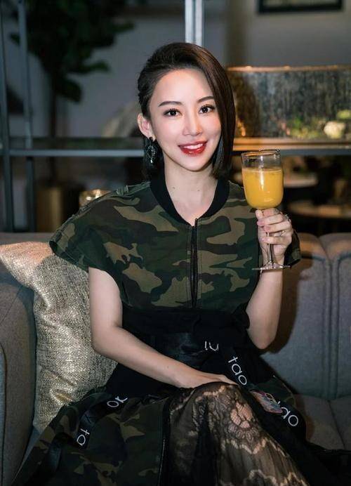 潘晓婷又漂亮又性感,40岁就拥有8亿身价,好男人都去哪儿了?