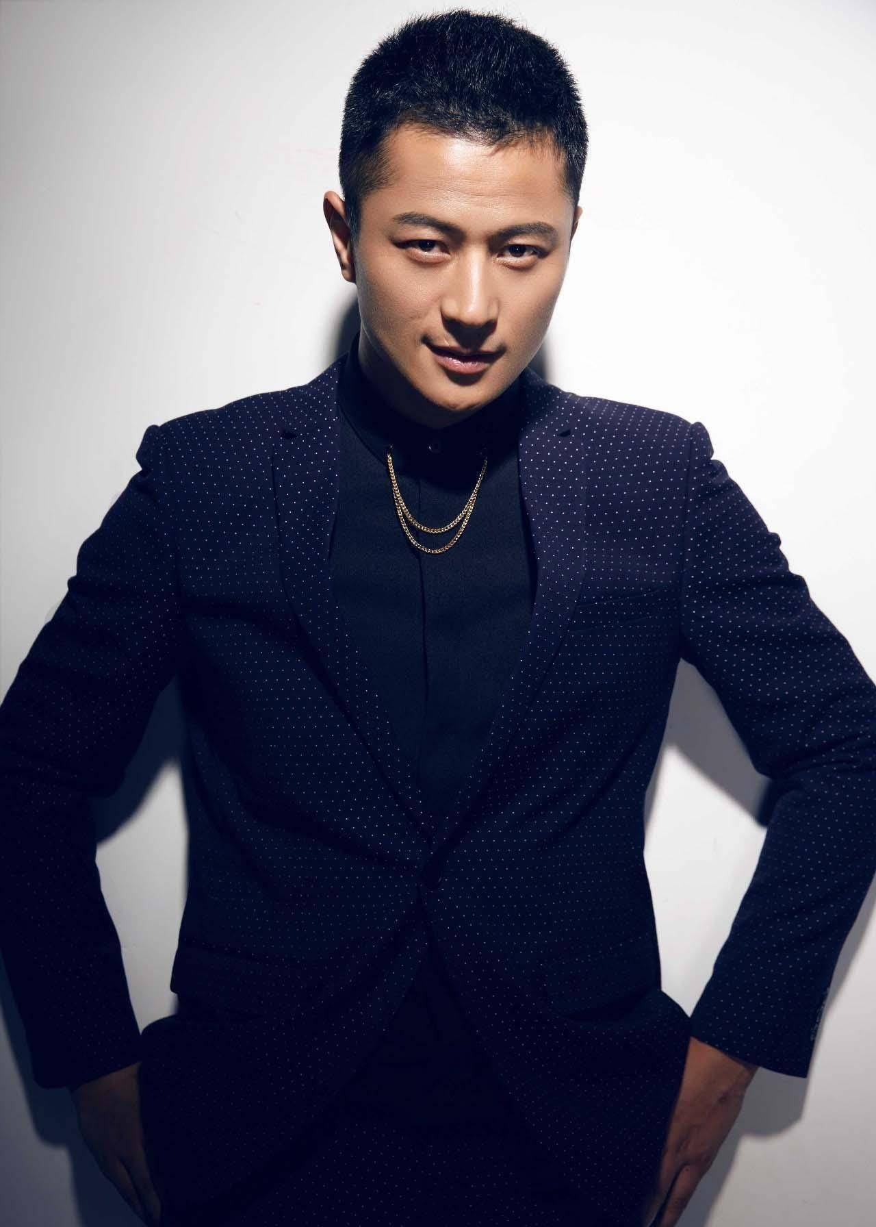 当红小生林江国辟谣:还没结婚,馨子不是妻子_父母_工作_狄龙