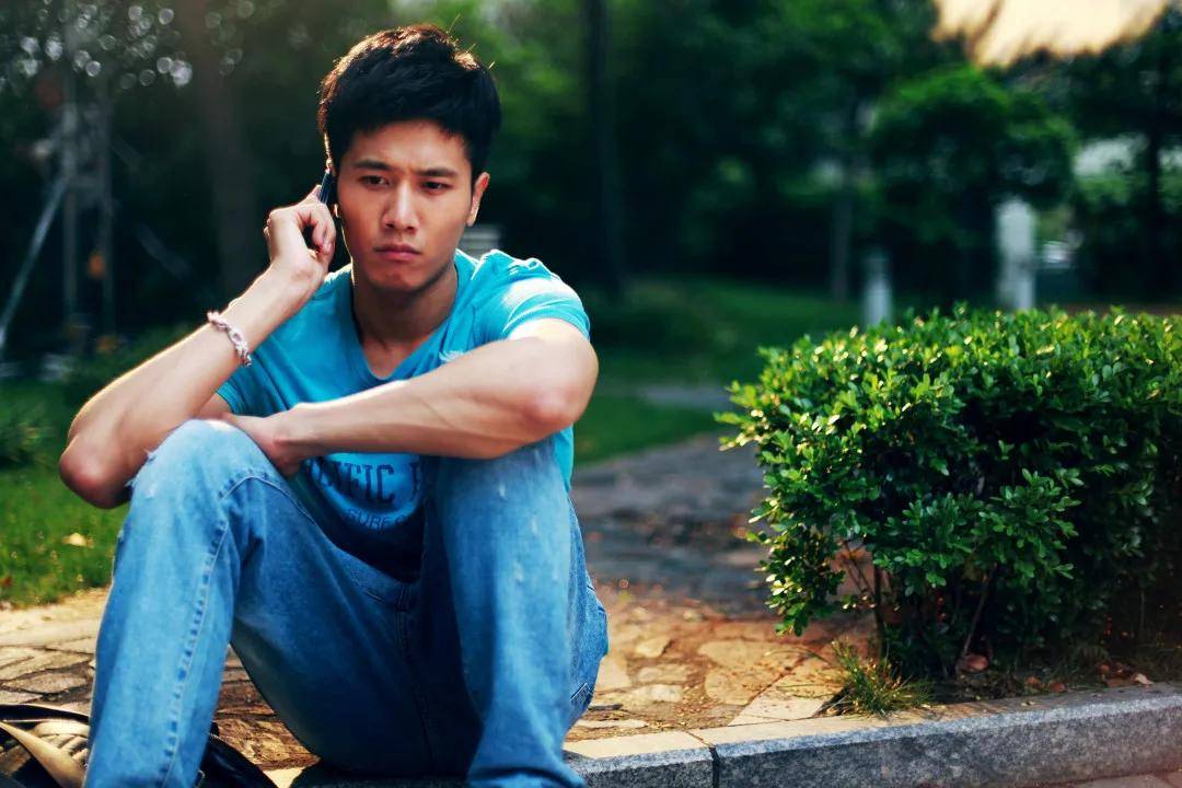 彭冠英:模特出道,被吐槽油腻,与朱一龙是兄弟,38岁还能爆吗?