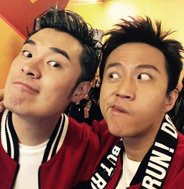 邓超晒与陈赫合照,爆笑发文称陈赫218斤,陈赫回怼:邓超68岁了_实力