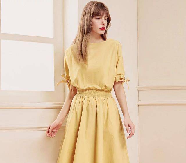 淡黄的长裙,蓬松的头发——正确的打开方式_裙子_jonyj_视频