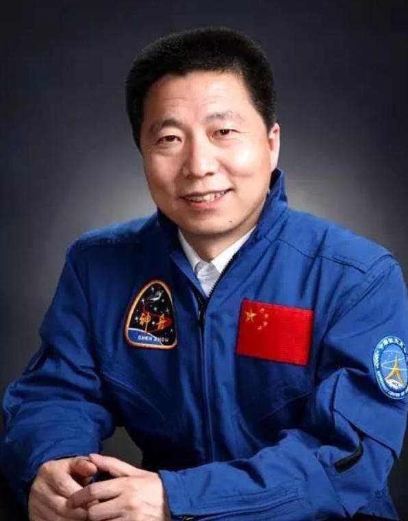 航天英雄杨利伟,特级航天员,副军级,在如今他是什么身份?
