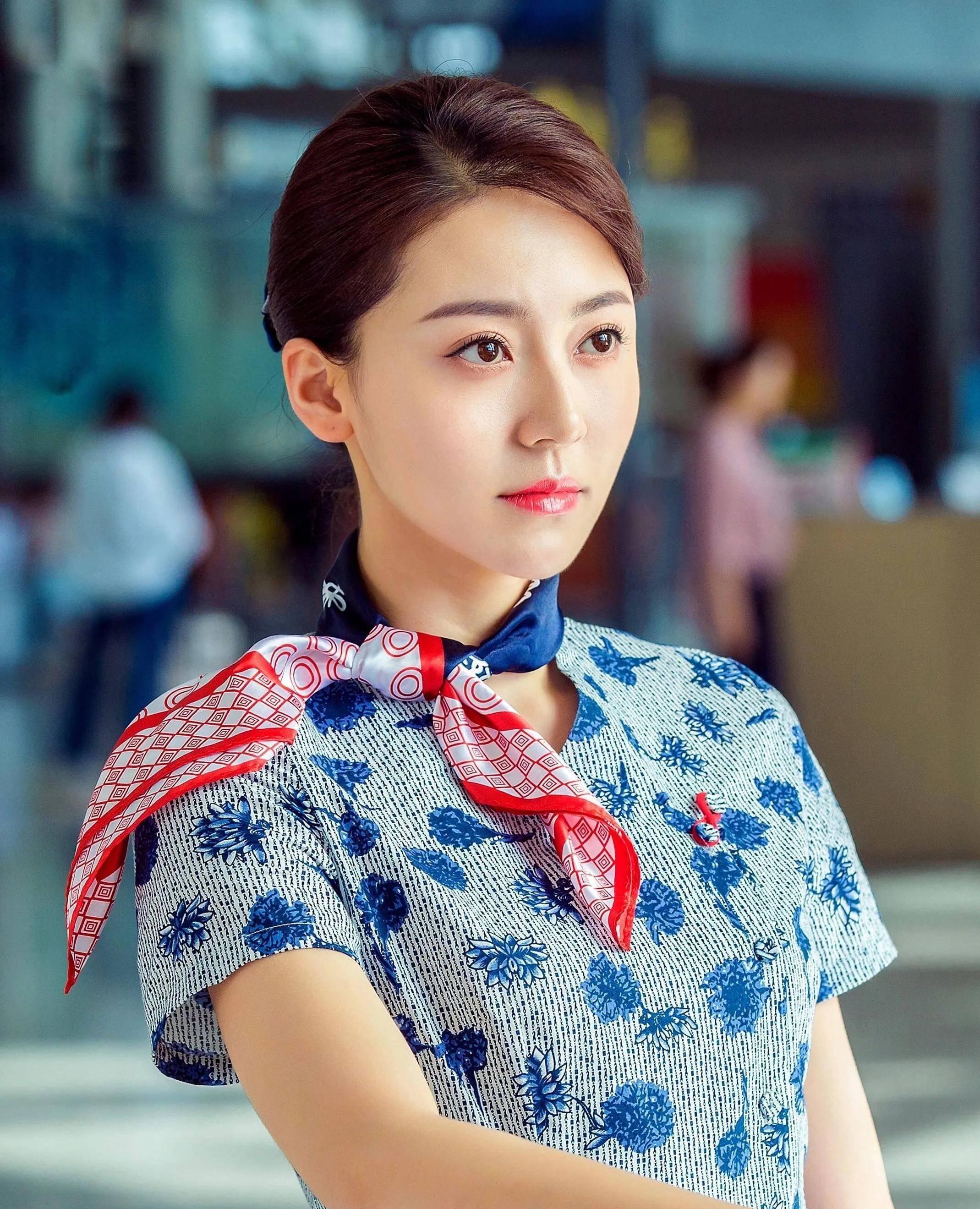 《解忧杂货店》现代:小波出自:《上古密约》古装:百里昊和二,王俊凯