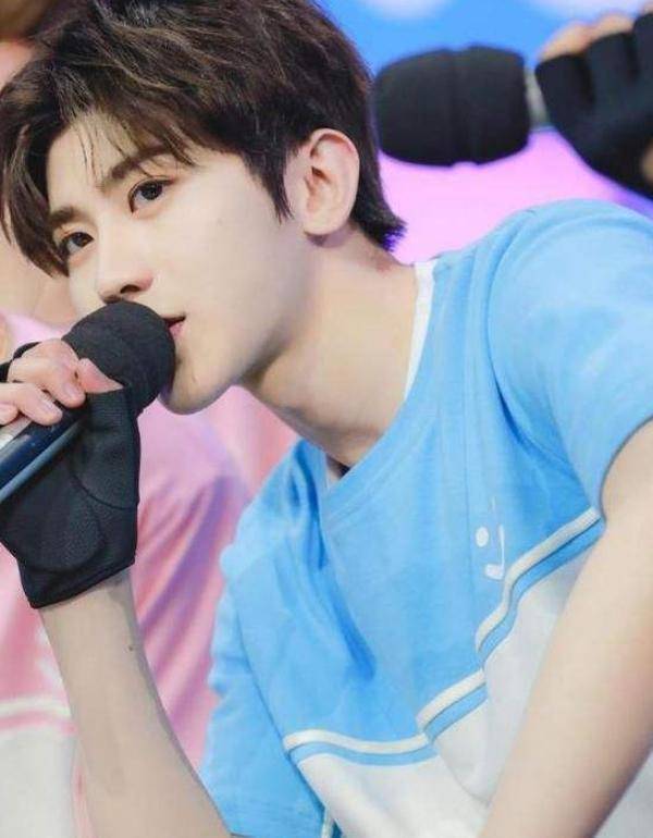 王源_蔡徐坤_鹿晗