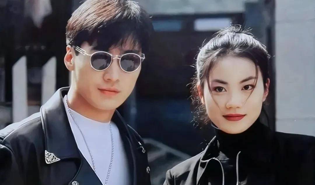 发现58年的苗侨伟和66年的黎明如今长的有点像,年轻时二帅并不像_杨康