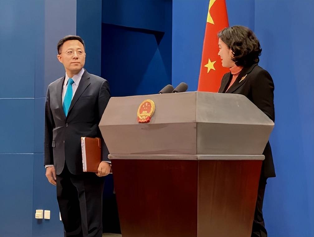 前外交部发言人赵立坚,现身云南边境调研,脱下西服依旧帅气逼人_工作