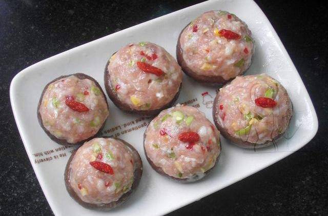 十分钟出锅,秋天常吃补钙还长个_食材_做法_四喜丸子