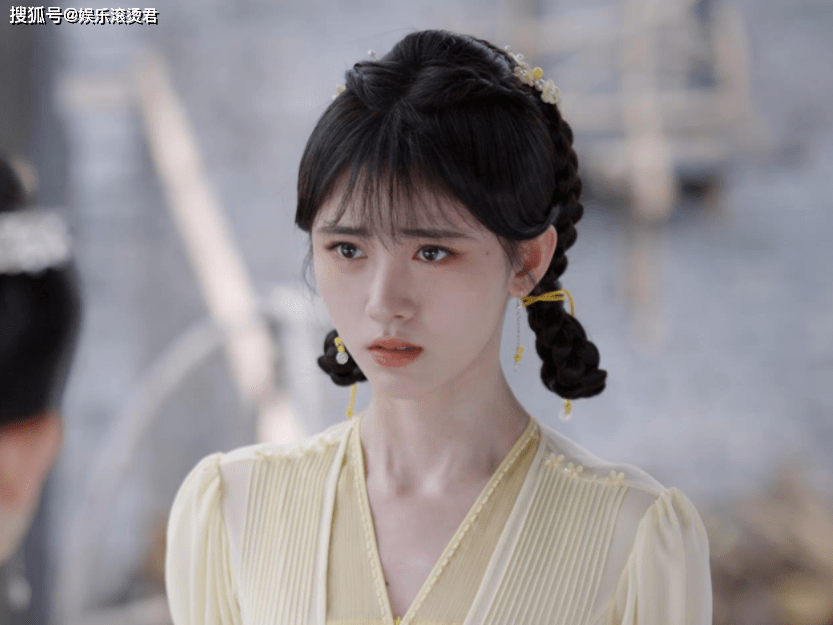鞠婧祎新剧《花戎》:仅1天就被刷满差评,观众理由出奇一致_永久_时候