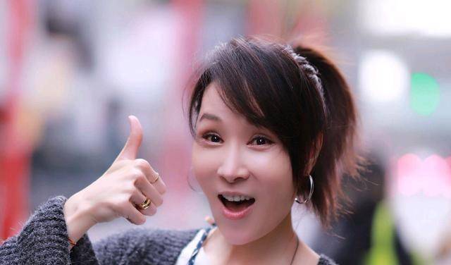 二十年感情长跑结束，焦恩俊和林千钰分手，她称婚姻为“业障”(焦恩俊女主剧本)