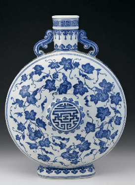 瓷器上的“蝙蝠”“桃”福寿禄等寓意装饰。_雍正_青花_纹饰 瓷器上的“蝙蝠”“桃”福寿禄等寓意装饰。_雍正_青花_纹饰