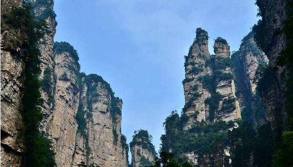张家界旅游攻略:如何规划张家界最佳旅行路线?找当地私人地陪导游解决！-张家界旅游路线方案