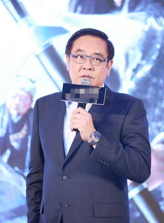 怼流量明星,斥偶像文化,做评委的尔冬升太敢说了!_评价_节目_荧幕