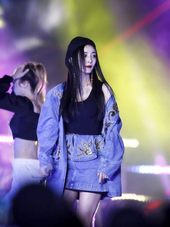 多年未开口唱歌后,杨幂实力演唱野狼迪斯科,惊艳一如当年_观众_演技