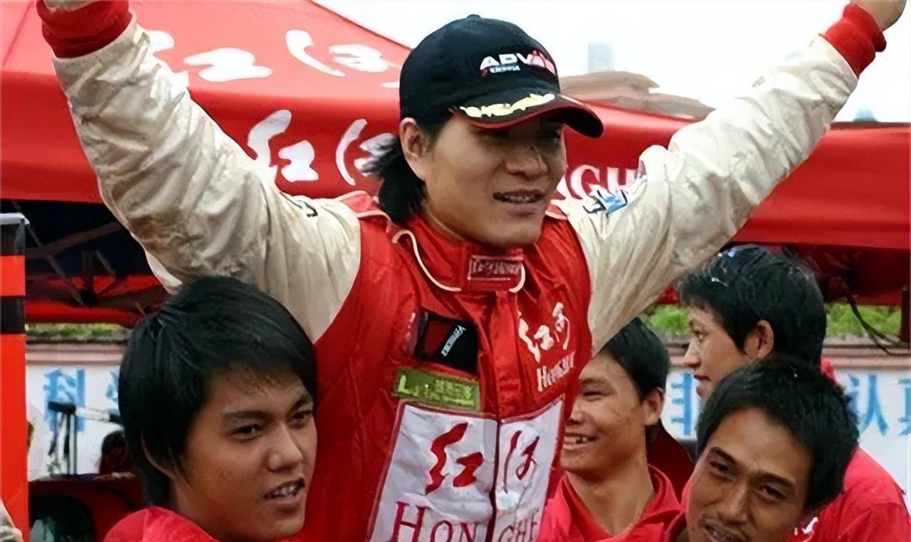 徐浪墓地现状:死因让人心酸,妻子刚怀孕三月,韩寒林志颖祭奠_比赛