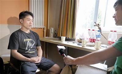 网曝卖艺体操冠军张尚武变窃贼扒包 已锒铛入狱_张尚武体操生涯_体操运动员张尚武