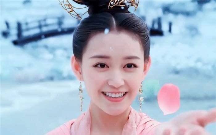 还未大学毕业的蒋依依,她又火了?_哪吒_降妖记_演技