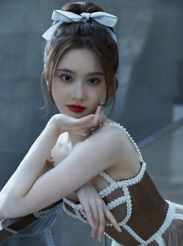 张慧雯_袁冰妍_谭松韵