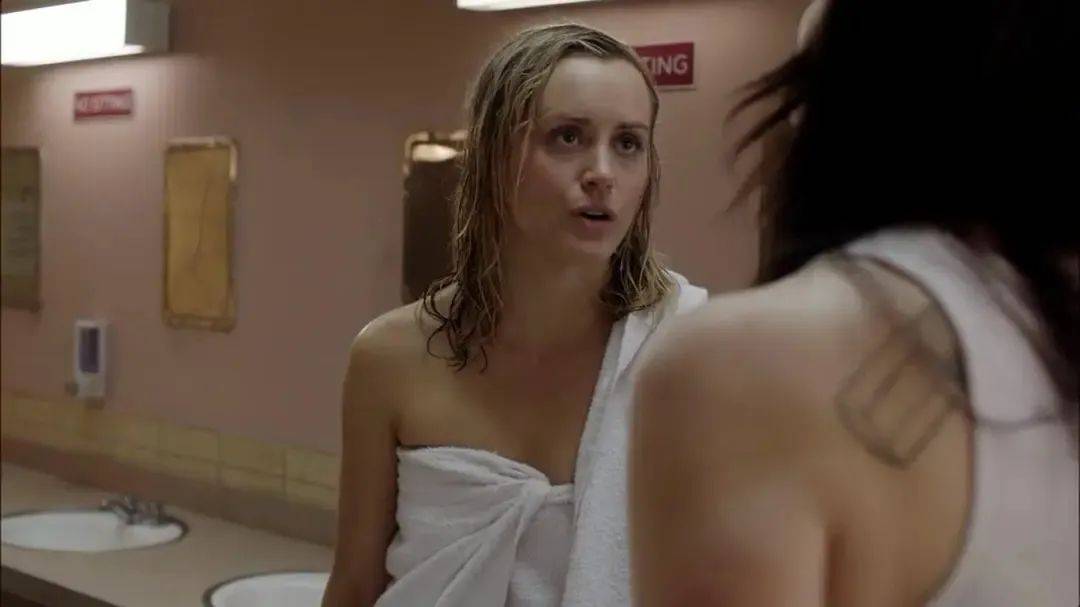 netflix这部黄暴美剧,美女如云,尺度大到飞起_查普曼_劳拉·普莱潘