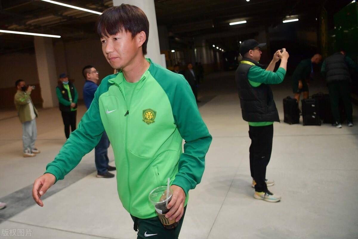 所以,金泰延就选择加盟了延边队效力,并且成为了球队进攻核心.