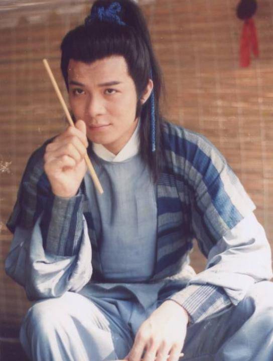 黄日华:一生一个经典便足够了,他却演了6个无法超越的角色_郭靖_演技