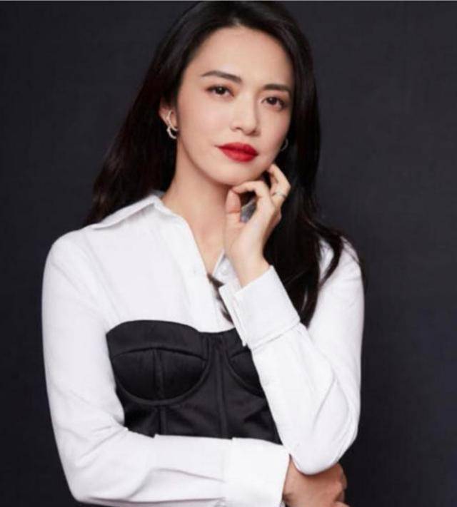 四大爱徒,前三位红透半边天,唯独最美的她被人遗忘_温峥嵘_姚晨_经验