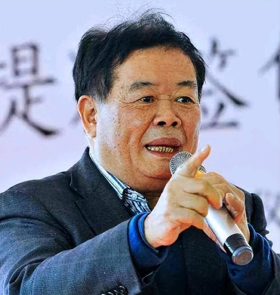 带领高中同学创业,今坐拥2千亿,将和曹德旺一样到美国建工厂_宁德