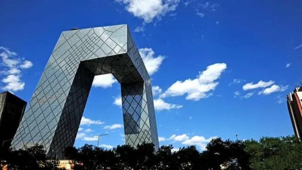 海霞欧阳夏丹已不再任央视主持人，一个时代的谢幕！-央视主持人欧阳夏丹去向