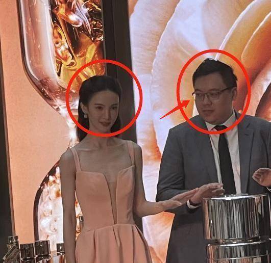 金晨现身活动捞金,男嘉宾的眼神亮了,网友:眼睛没离开过!