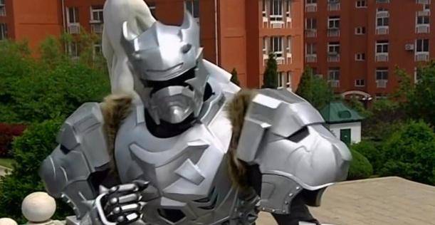 铠甲勇士:最强铠甲一定是雪獒侠,和远古异能兽的战斗就能看出来_西钊