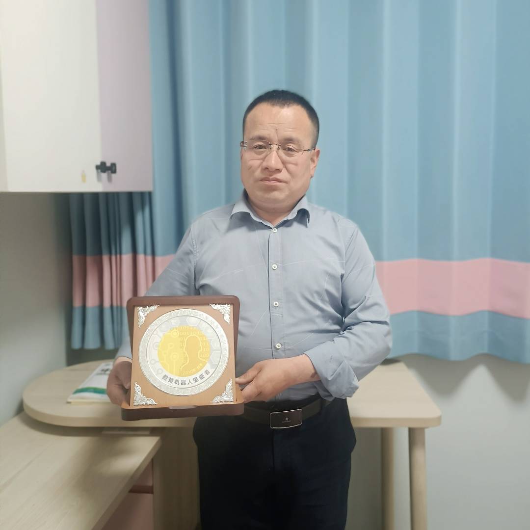 2012年入行张义2012年入行刘勇2012年入行赵彦雄2012年入行叶华龙2012