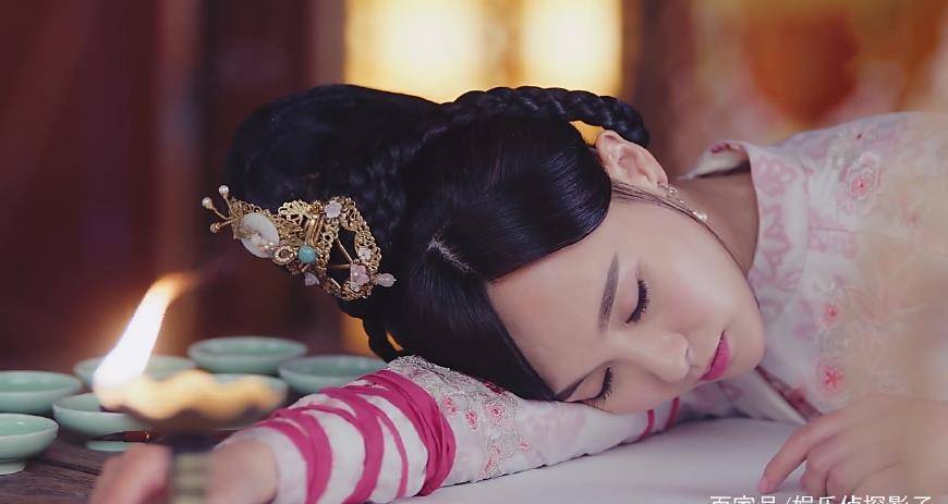 叶璇剑眉难掩女子娇态,林心如睡得不安心_蜡烛_刘诗诗_毛晓彤