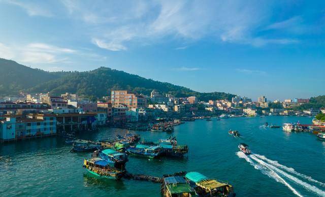 【海龟湾】海龟湾需要门票,现场买票30元/人,学生半票.