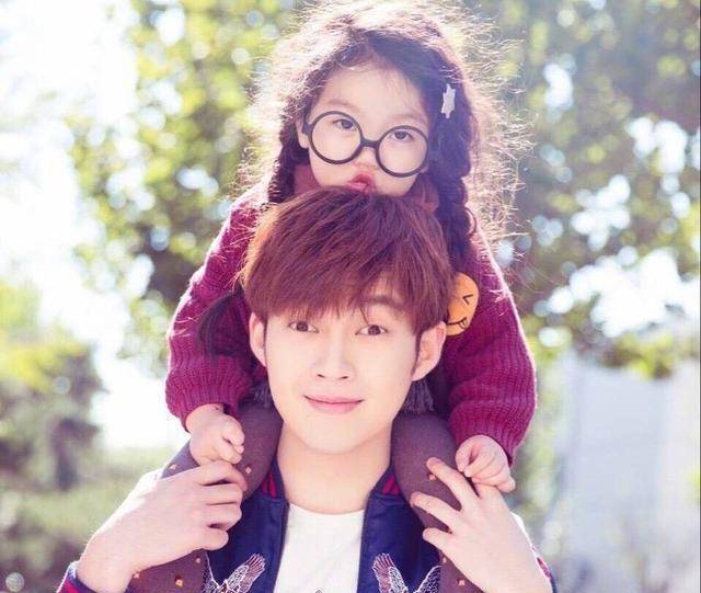 阚清子喊话董力:请嘴下留情!二人真不考虑一下彼此?_发展_因为_网友