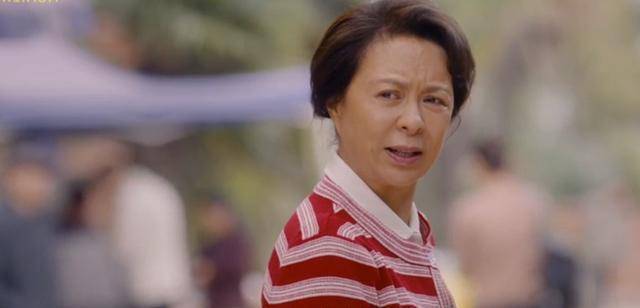 李焕英年轻时旧照登上热搜,电影幕后故事让人泪目_贾玲_妈妈_观众